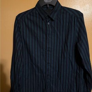 H&M navy and green striped button-up shirt #stripedshirt small